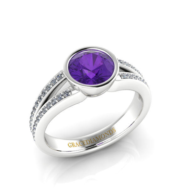 W-Gold Bezel set Round Cut Tanzanite with Dmnd Split Shank