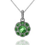 Classic_Emerald_gemstone_pendant