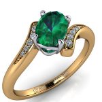 Ring-116-RG-30-Y_W-Gold-Ring-Set-with-Oval-Cut-Emerald-Dmnd-Bypass-Shank